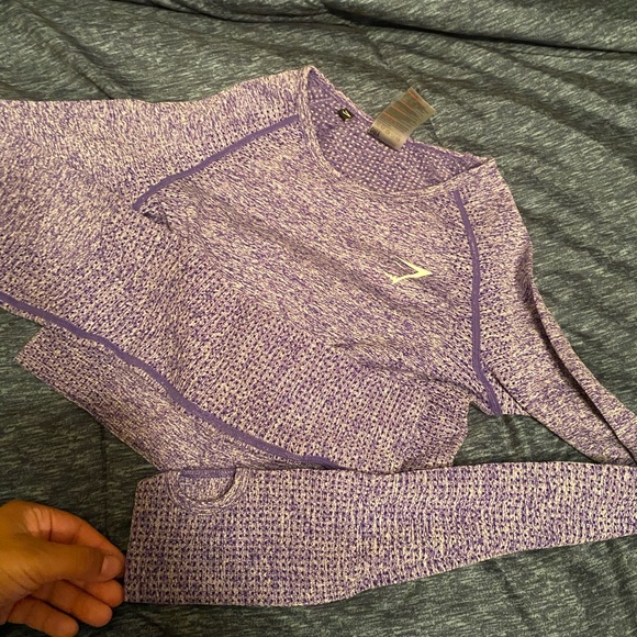 Gymshark Tops - Gymshark crop long sleeve
